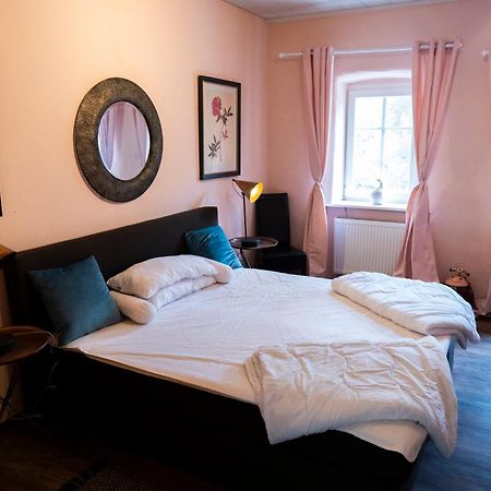 Hotel Und Restaurant Halbinsel Blieskastel Ngoại thất bức ảnh