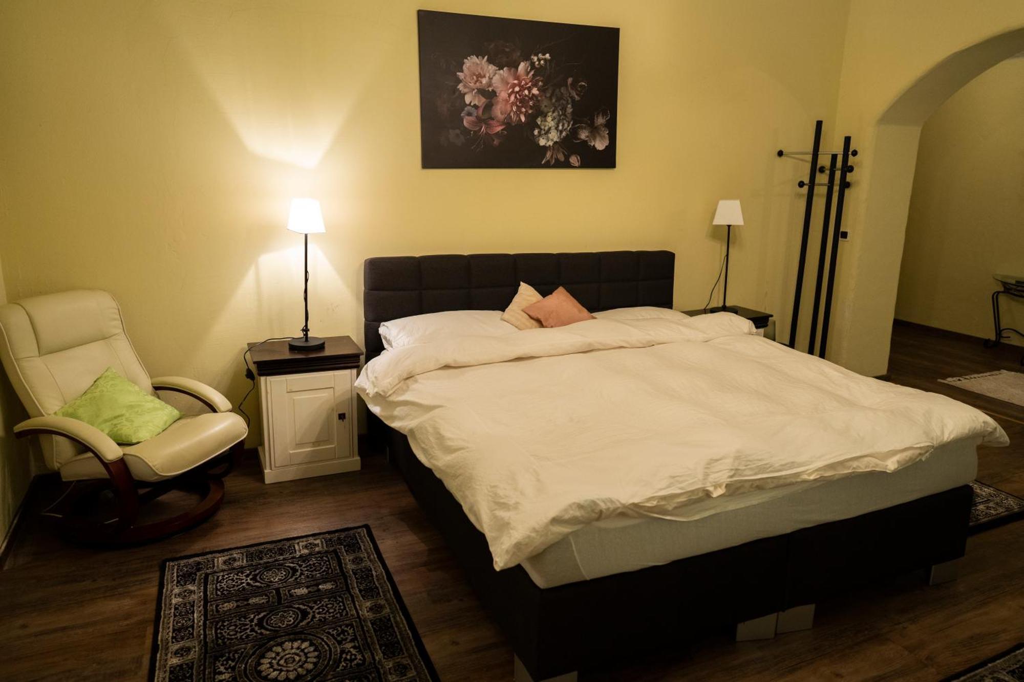 Hotel Und Restaurant Halbinsel Blieskastel Ngoại thất bức ảnh